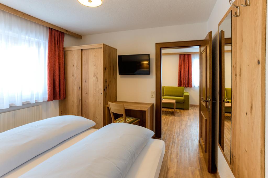 Apartmán Haus Bickel Lech am Arlberg Pokoj fotografie